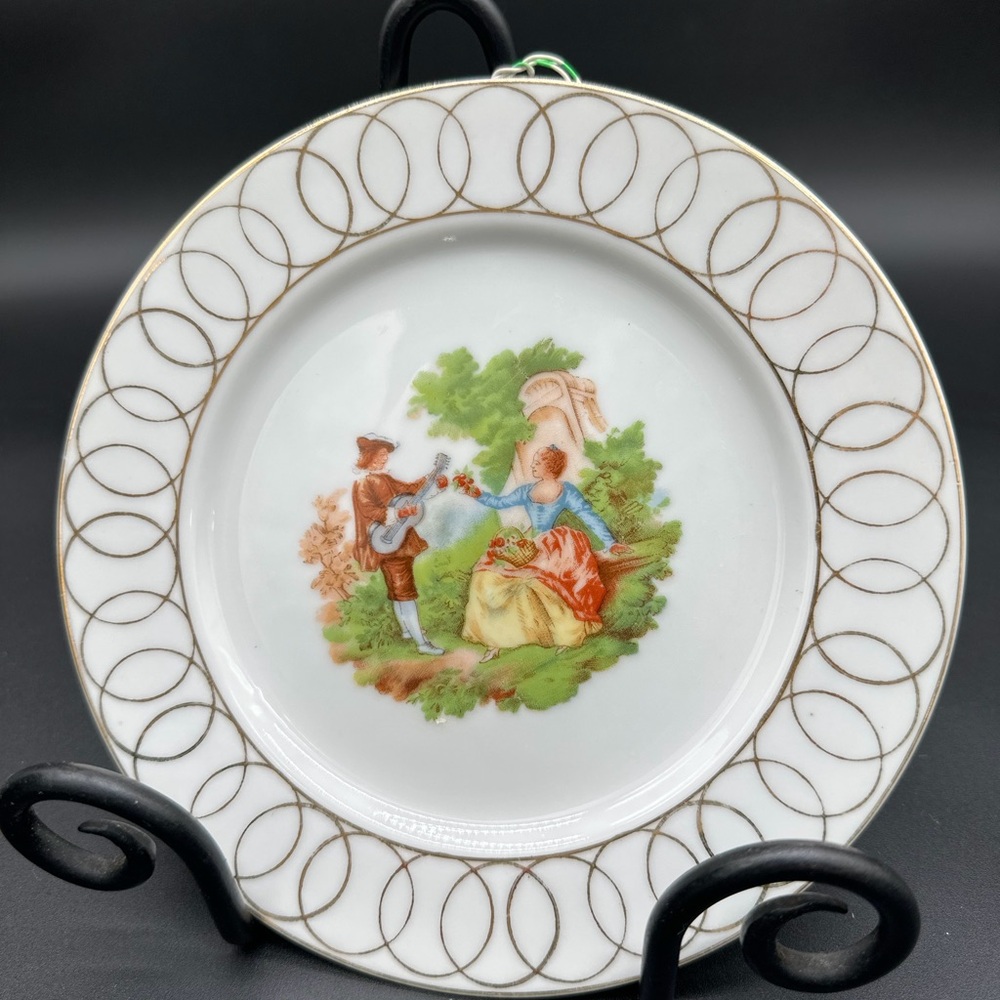 🤍 Vintage 1940’s Occupied Japan Porcelain Courting‎ Couple Decorative Plate 🤍